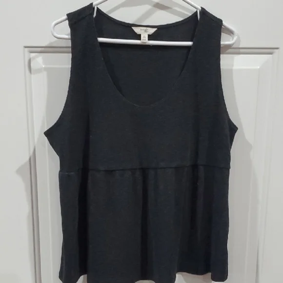 Terra & Sky Black Sleeveless Knit Tank Top - Picture 2 of 7